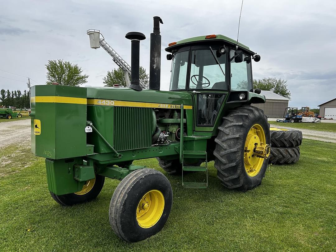 Image of John Deere 4430 Primary image