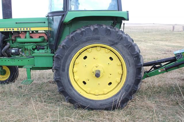 Image of John Deere 4430 equipment image 4