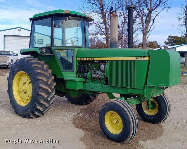 Image of John Deere 4430 equipment image 2