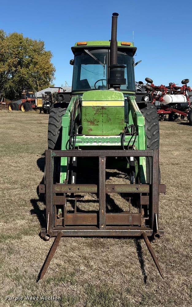 Image of John Deere 4430 equipment image 1