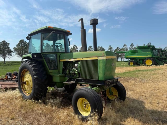 Image of John Deere 4430 equipment image 2