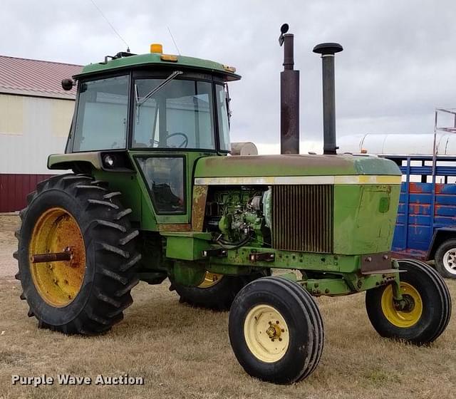 Image of John Deere 4430 equipment image 2