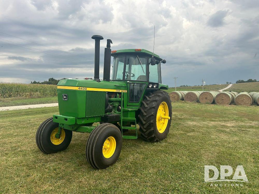 Image of John Deere 4430 Primary image