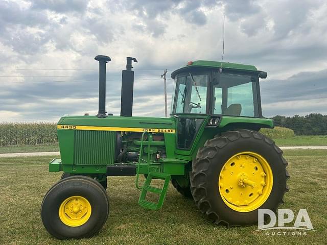 Image of John Deere 4430 equipment image 1