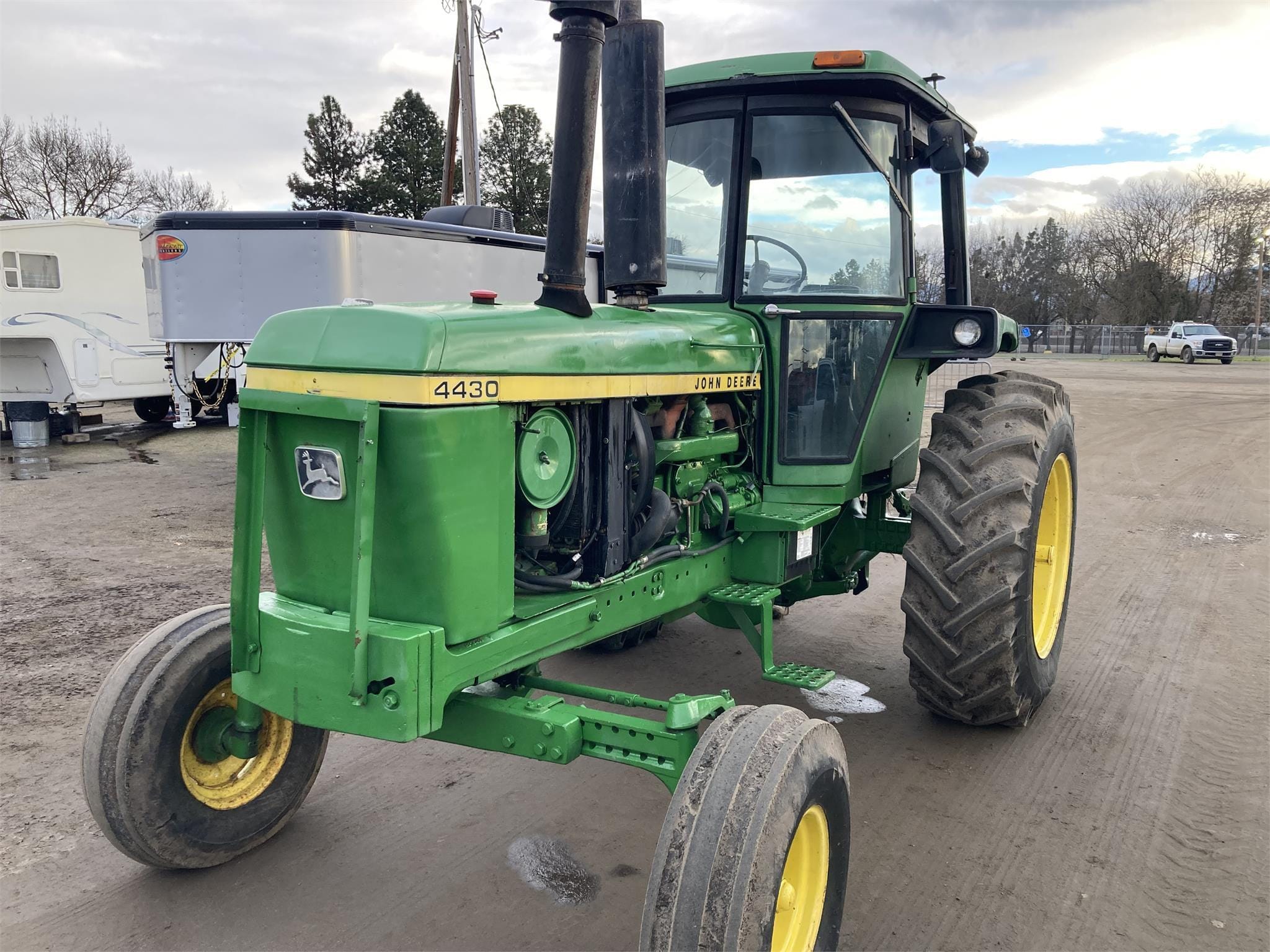 Main image John Deere 4430