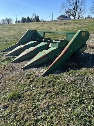 Image of John Deere 444 equipment image 1