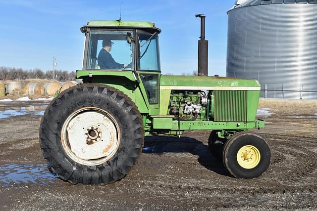 Image of John Deere 4630 equipment image 2