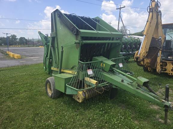 1974 John Deere 500 Equipment Image0