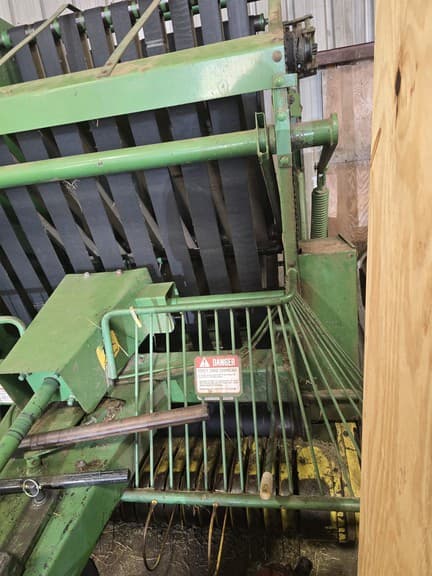 Image of John Deere 500 equipment image 3