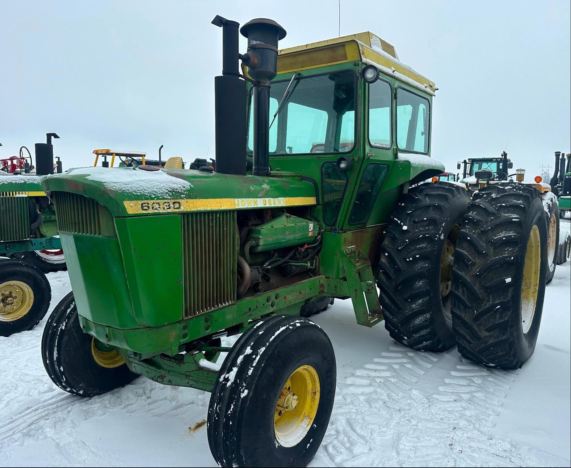 175 - 299 HP Tractors image