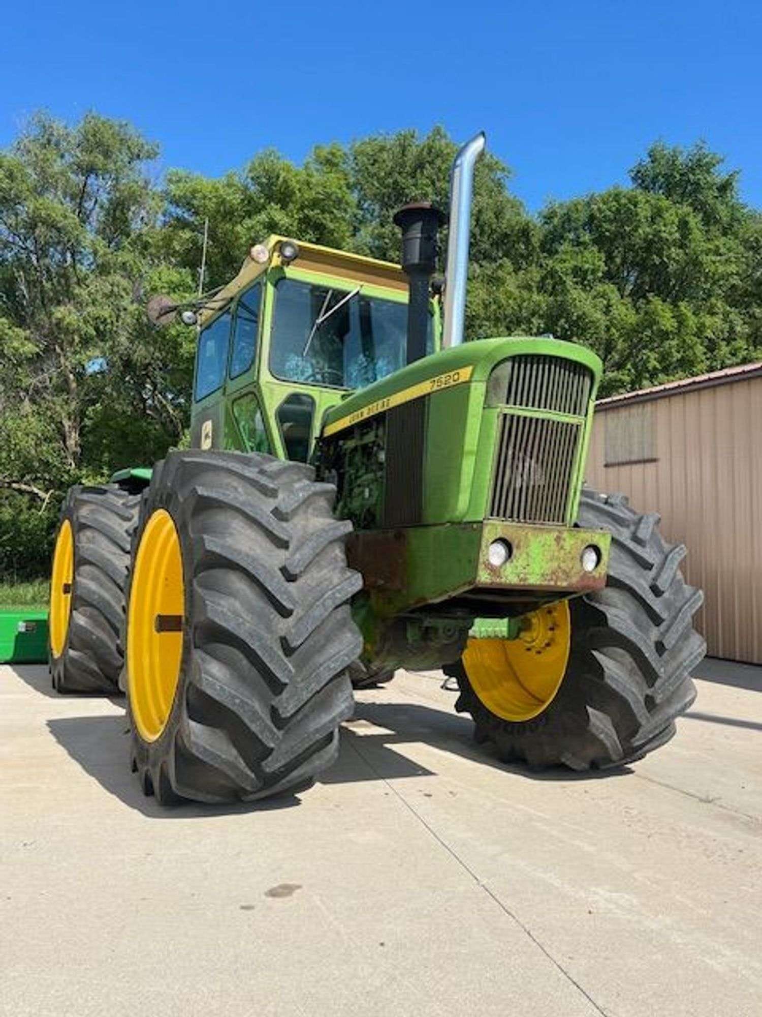 2024 John Deere 4520 Equipment Image0