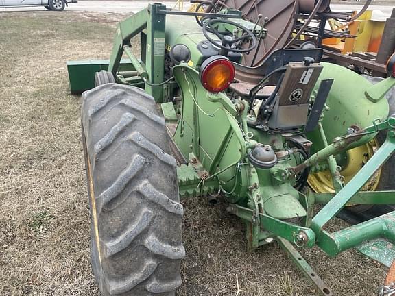 Image of John Deere 830 equipment image 3