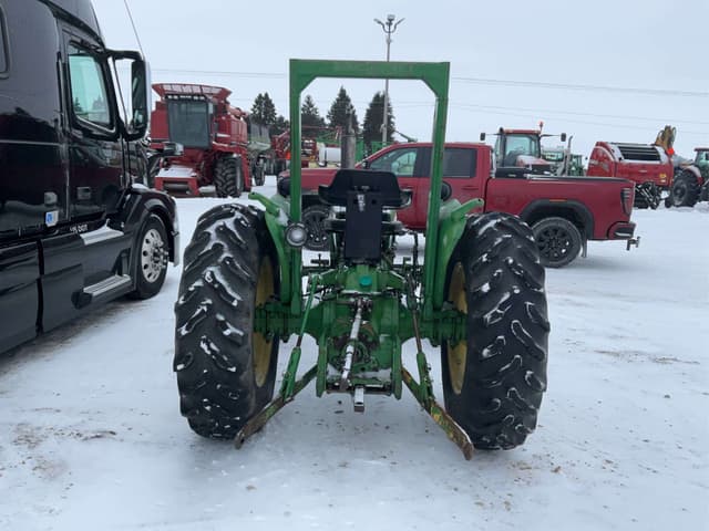 Image of John Deere 830 equipment image 4