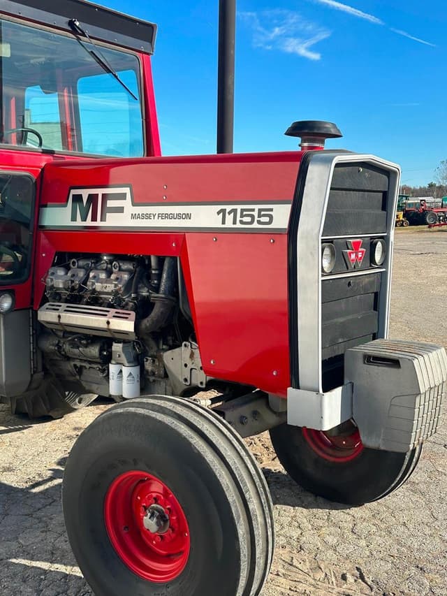 Image of Massey Ferguson 1155 equipment image 4