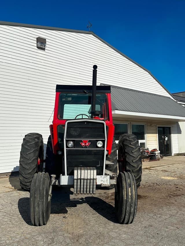 Image of Massey Ferguson 1155 equipment image 1
