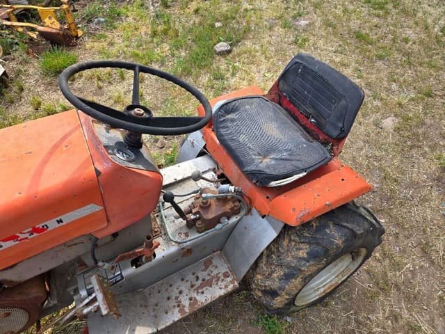 Image of Massey Ferguson 12 equipment image 4