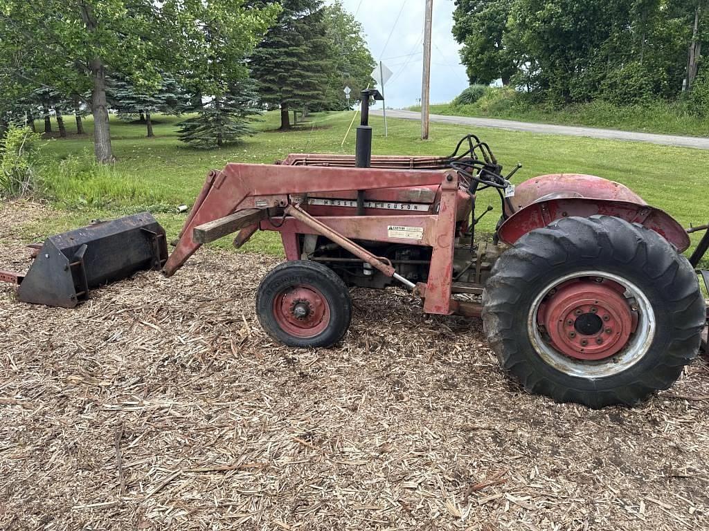 Image of Massey Ferguson 135 Primary image