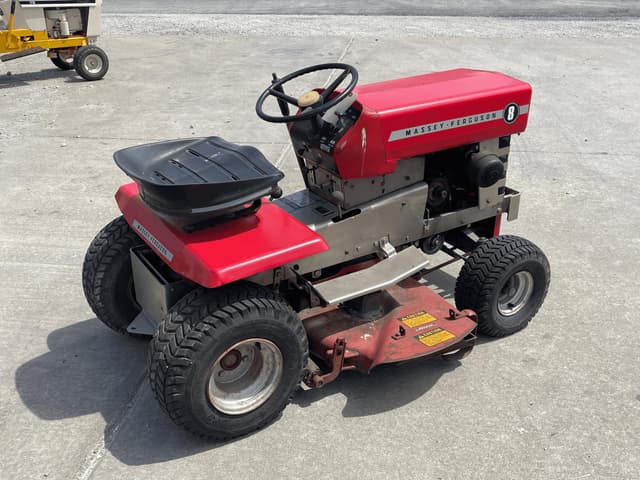 Image of Massey Ferguson 8 equipment image 4