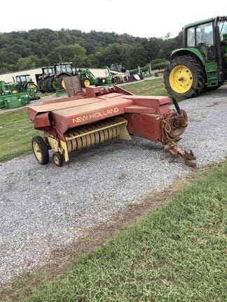 Main image New Holland 273