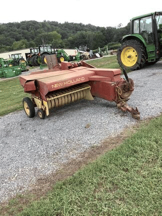 Main image New Holland 273