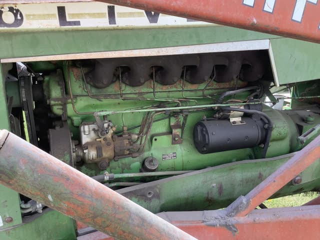 Image of Oliver 1655 equipment image 2