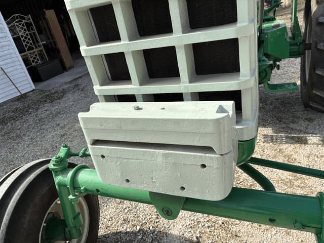 Image of Oliver 1755 equipment image 4