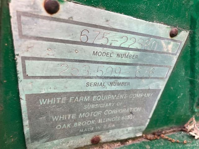 Image of Oliver 1755 equipment image 4