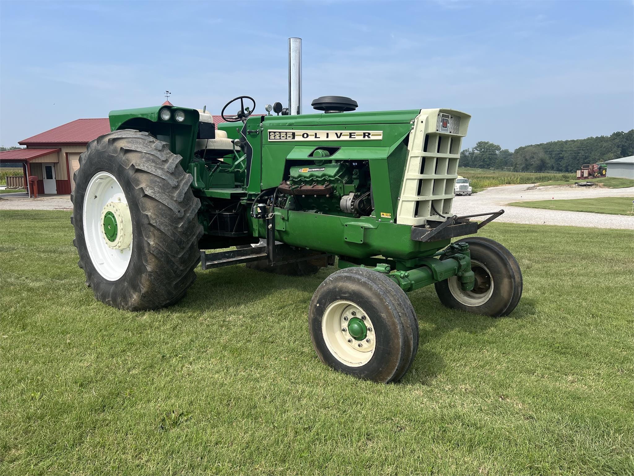 Main image Oliver 2255