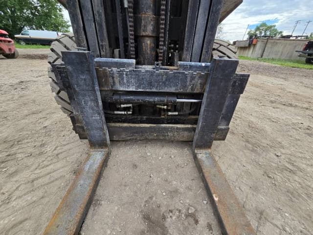 Image of Toyota 42-2FG25 equipment image 2