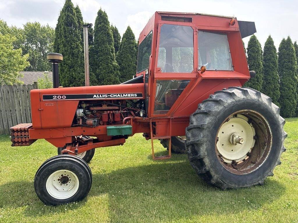 Image of Allis Chalmers 200 Primary image