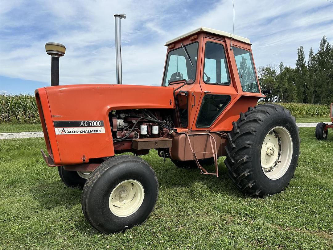 Image of Allis Chalmers 7000 Primary image