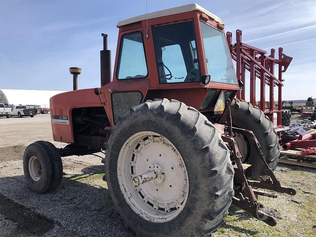 Image of Allis Chalmers 7040 equipment image 4