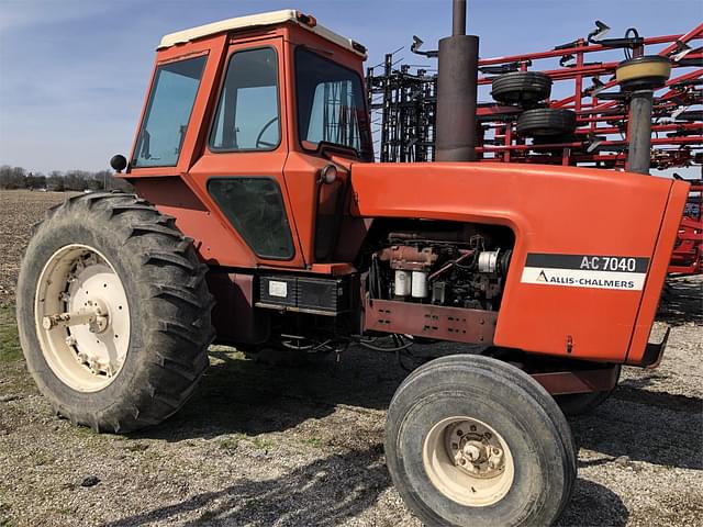 Image of Allis Chalmers 7040 equipment image 1