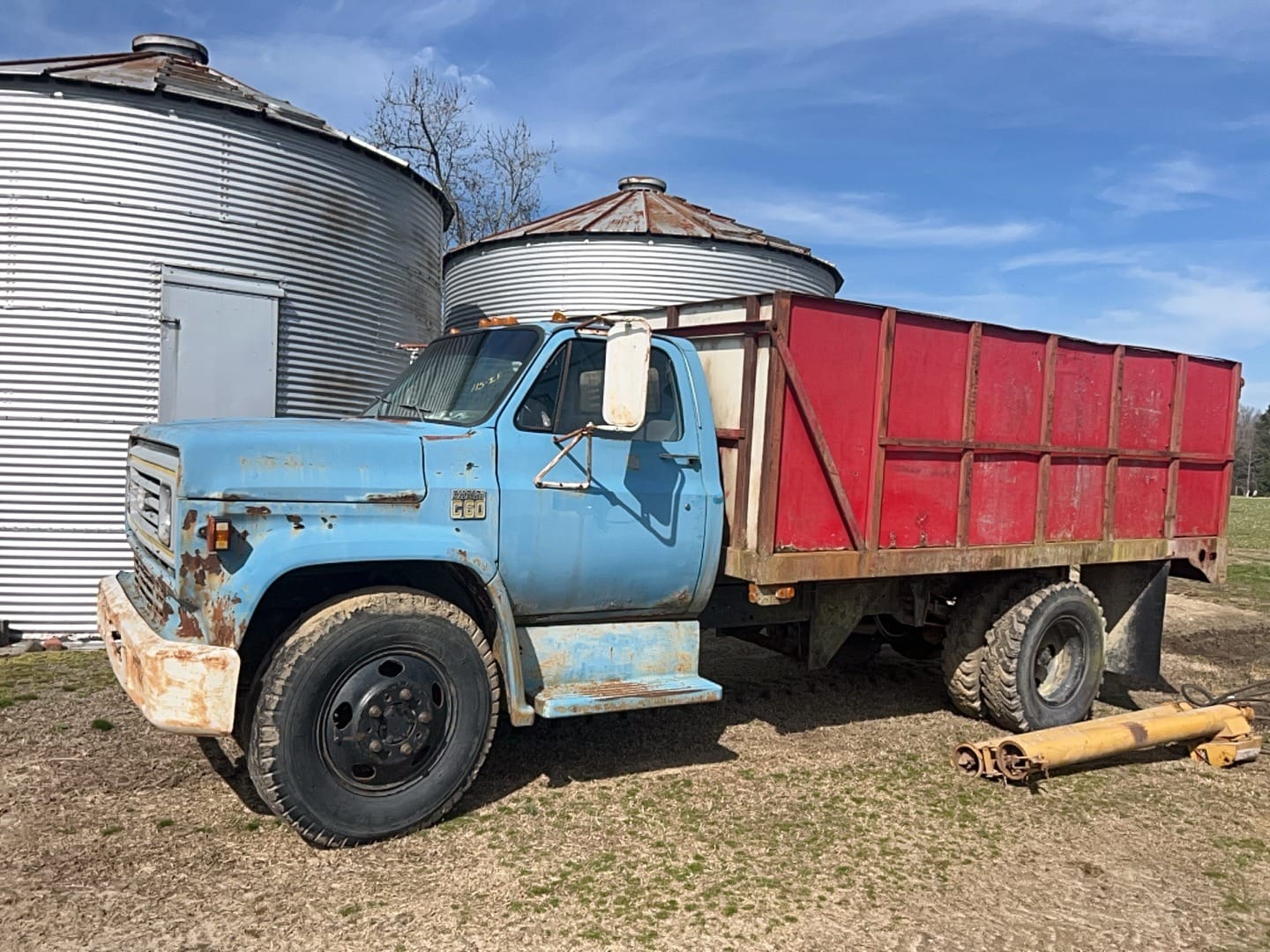 1975 Chevrolet C60 Equipment Image0