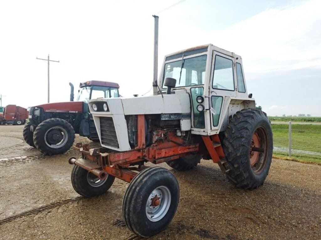 1975 J.I. Case 1070 Equipment Image0
