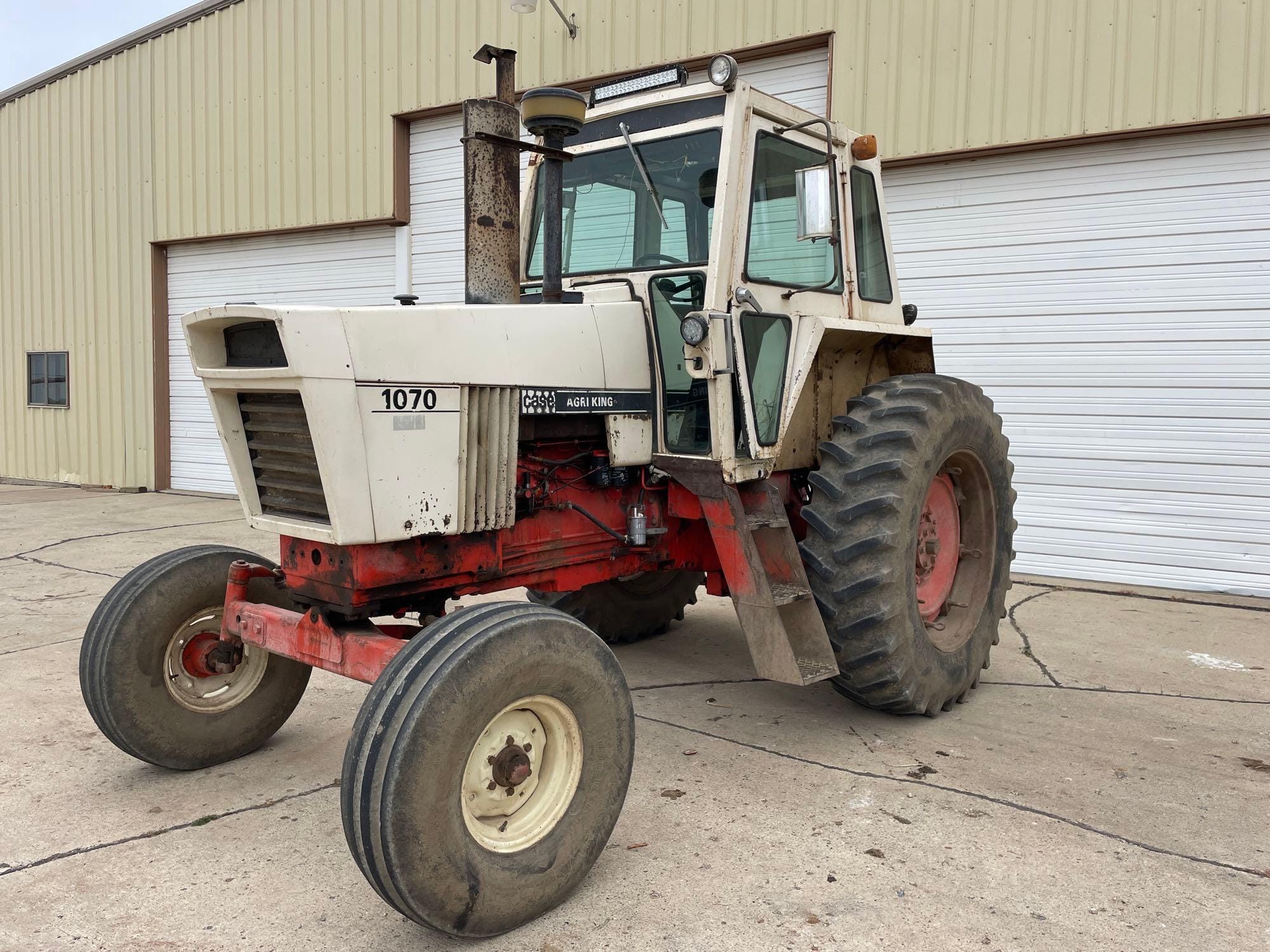 Main image J.I. Case 1070