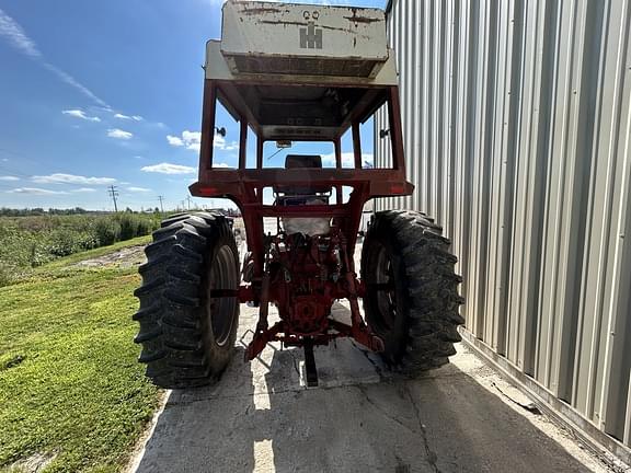 Image of International Harvester 966 equipment image 4