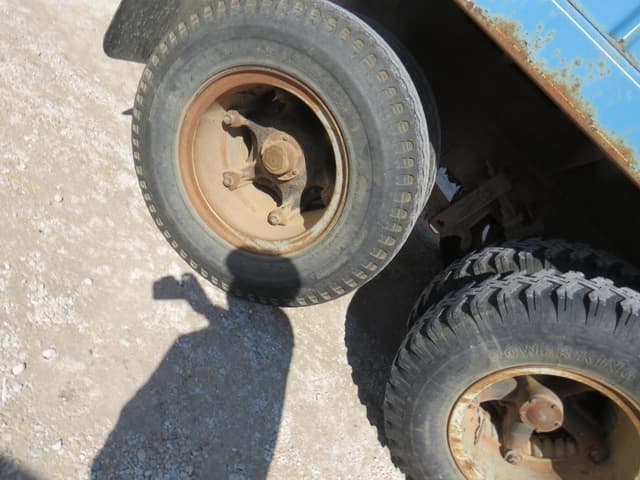 Image of Chevrolet C65 equipment image 2