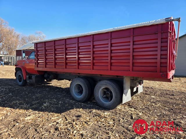 Image of Chevrolet C65 equipment image 3