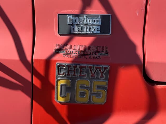 Image of Chevrolet C65 equipment image 3