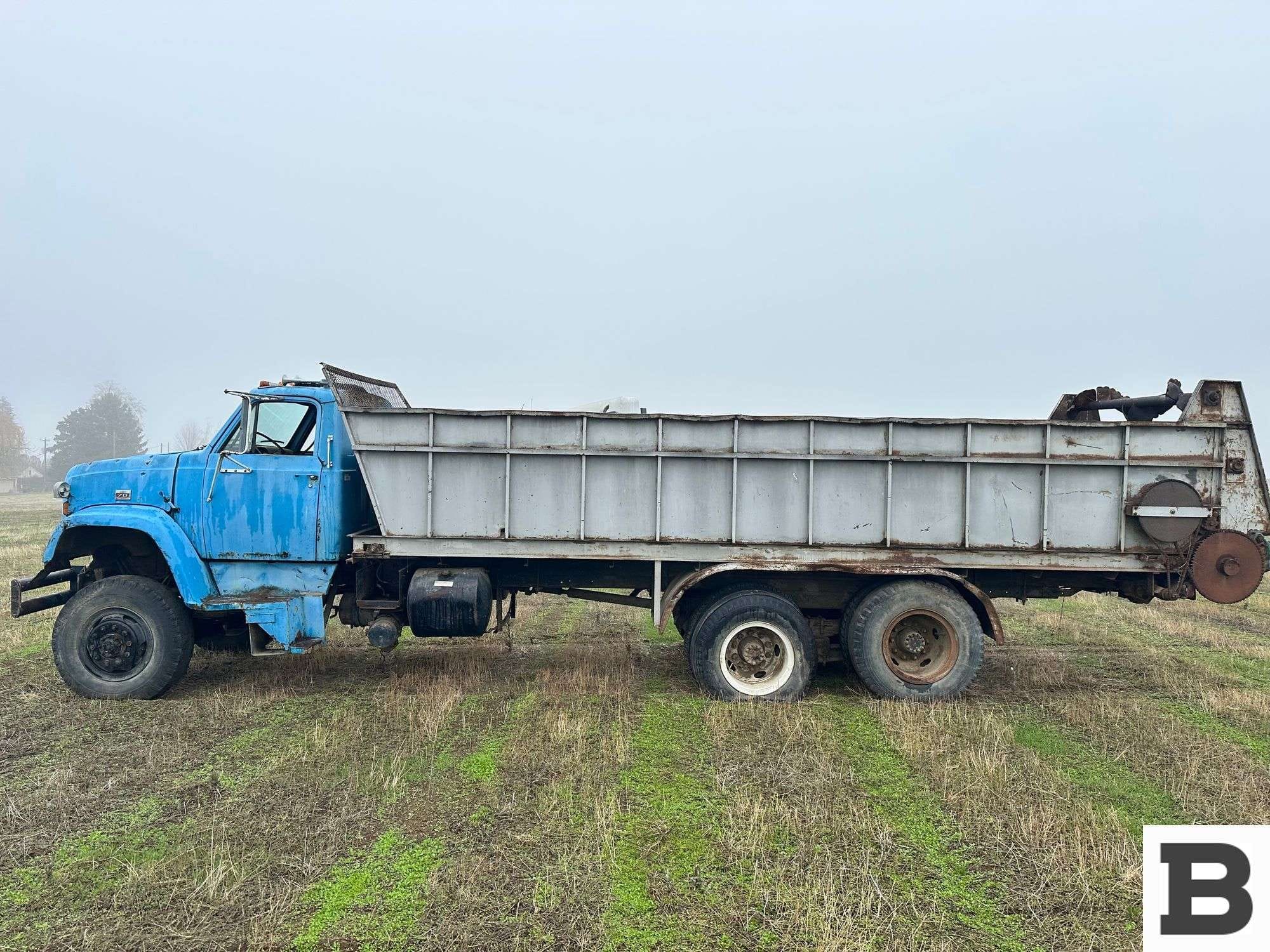 1975 Chevrolet C70 Equipment Image0