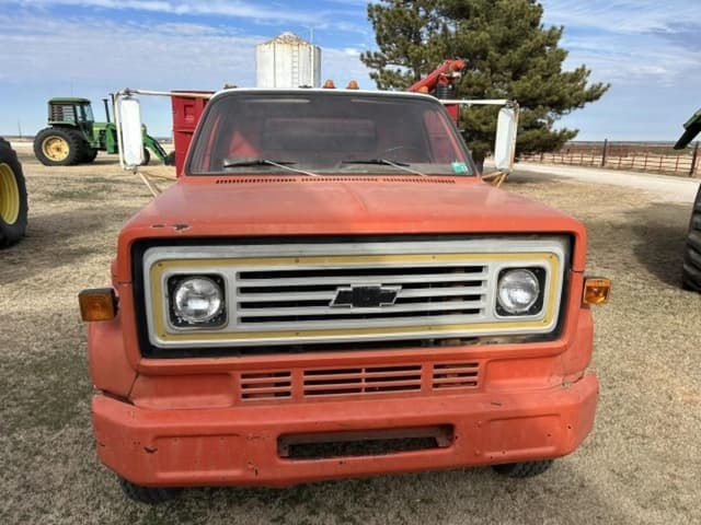 Image of Chevrolet C60 equipment image 1