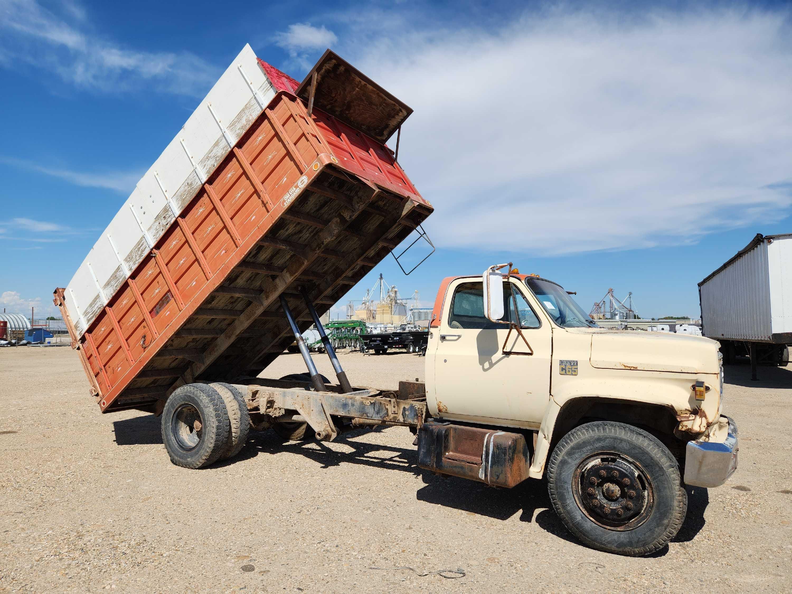 Main image Chevrolet C65