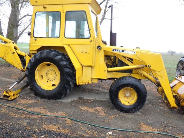 Image of John Deere 500C equipment image 2