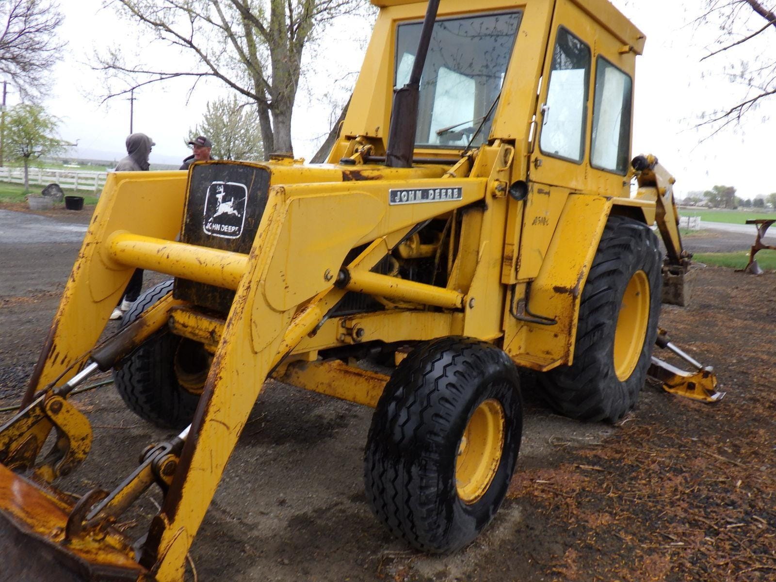 1975 John Deere 500C Equipment Image0