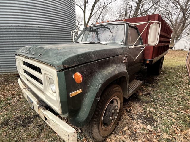 Image of Dodge D600 equipment image 2