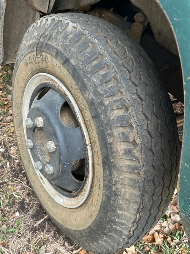 Image of Dodge D600 equipment image 4