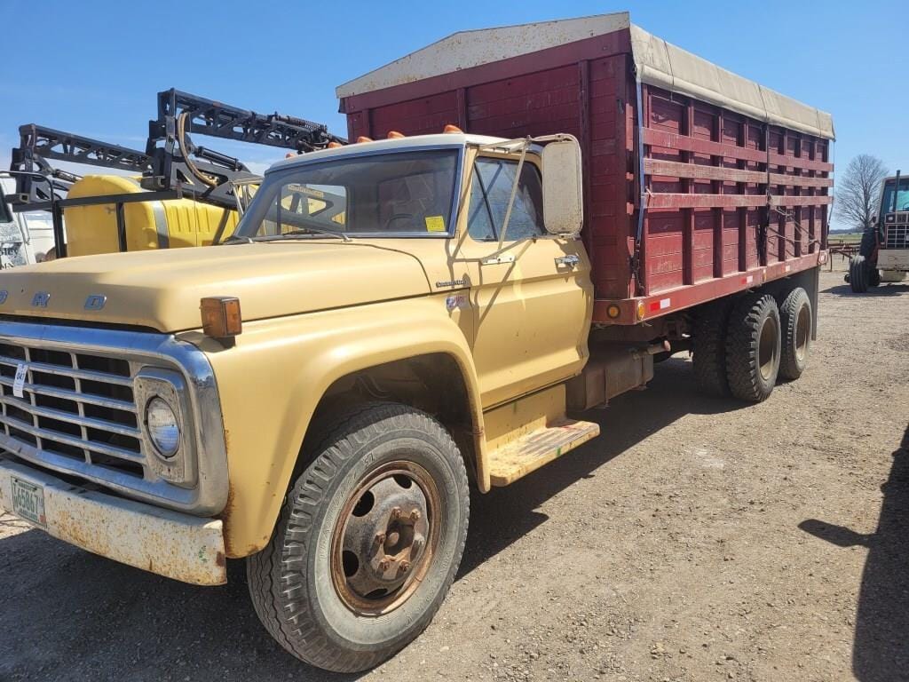 Main image Ford F-750