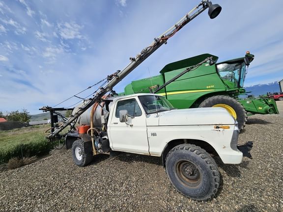 1975 Ford Undetermined Equipment Image0