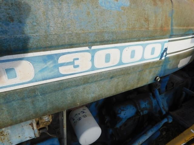 Image of Ford 3000 equipment image 2